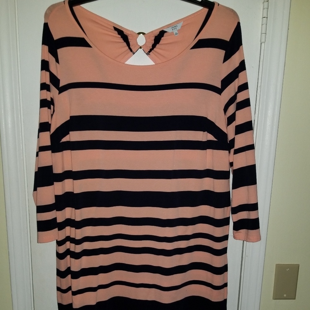Crown and Ivy long sleeve dress